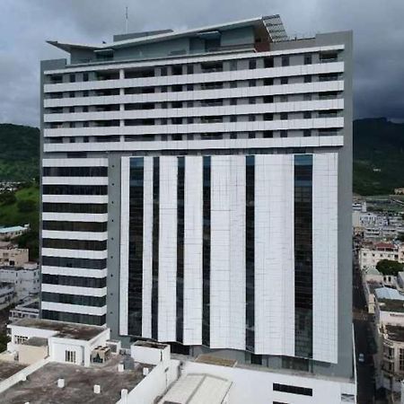 Sea & City View Luxury Apartment Port Louis Exterior photo