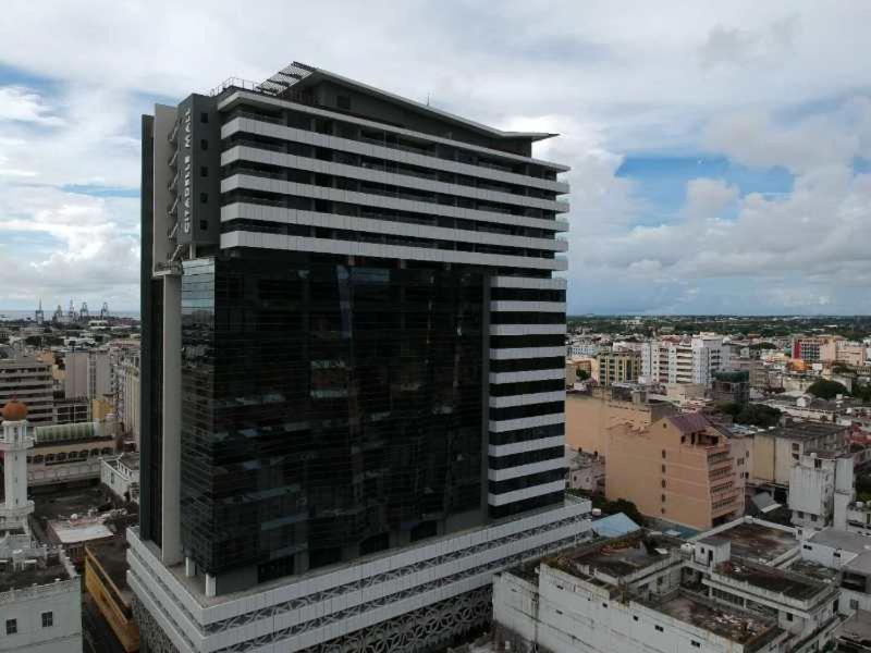 Sea & City View Luxury Apartment Port Louis Exterior photo